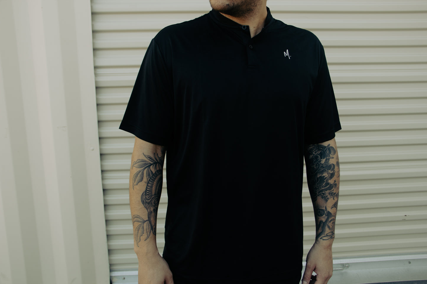 montes collective henley 2.0 (black)